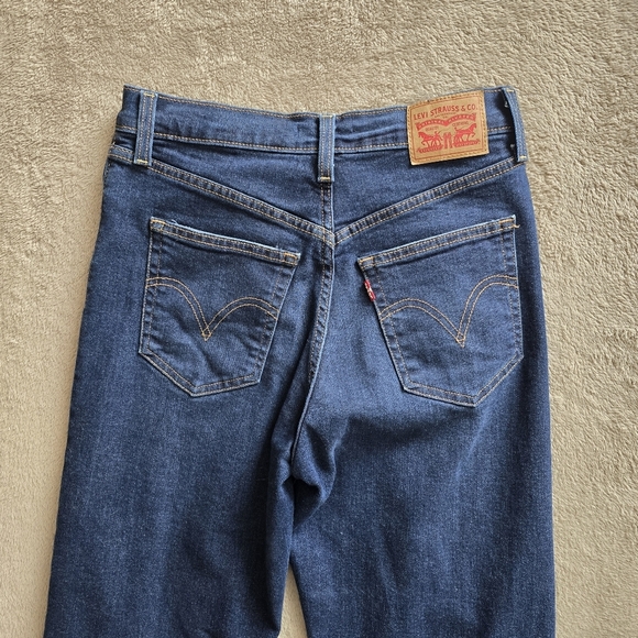 Levi's Ribcage Straight Ankle dark wash distressed jeans size 28 - Picture 8 of 15